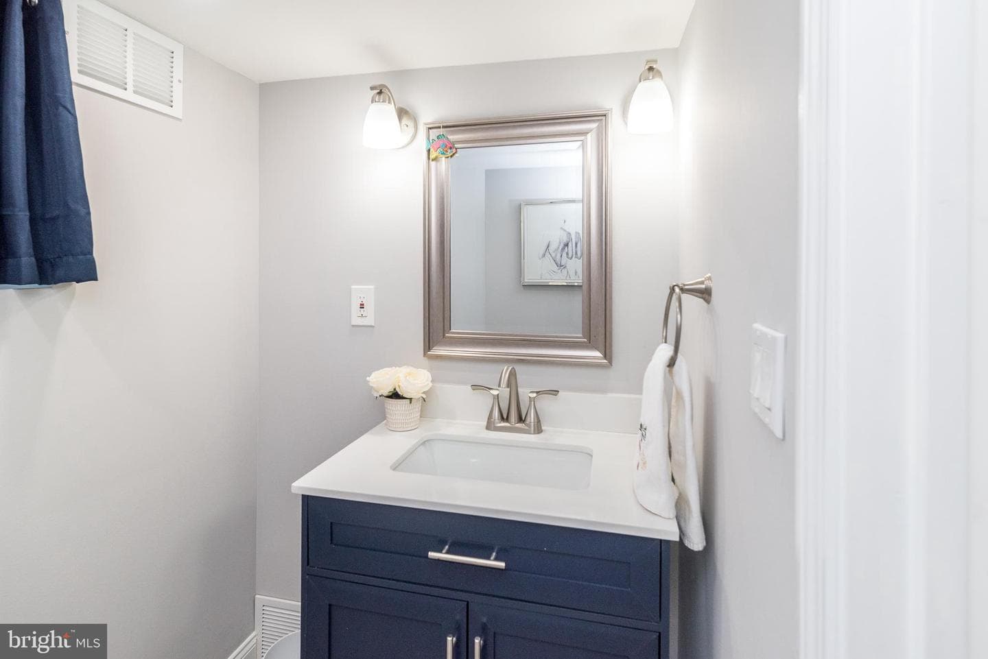 216 Windsor Drive photo 29