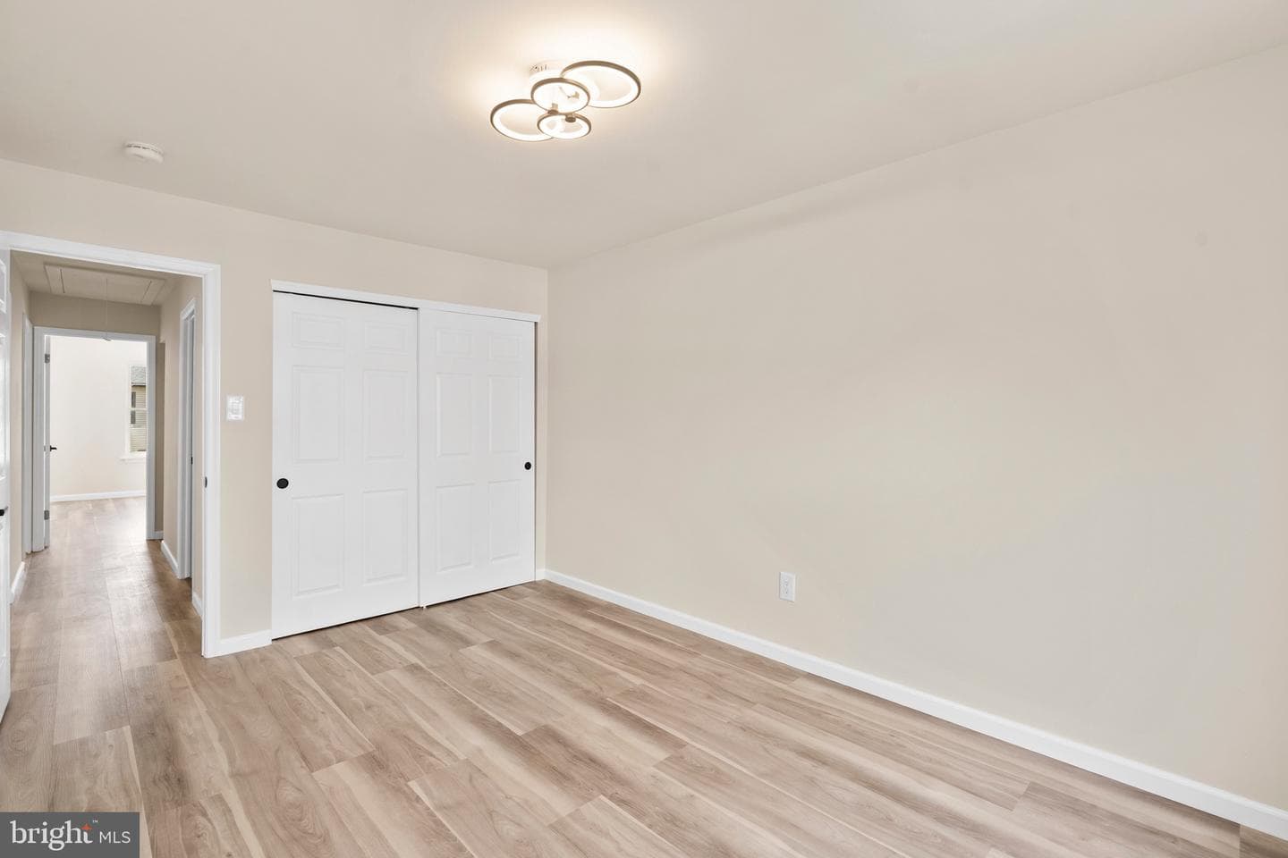 5106 N Hunters Court #N photo 16
