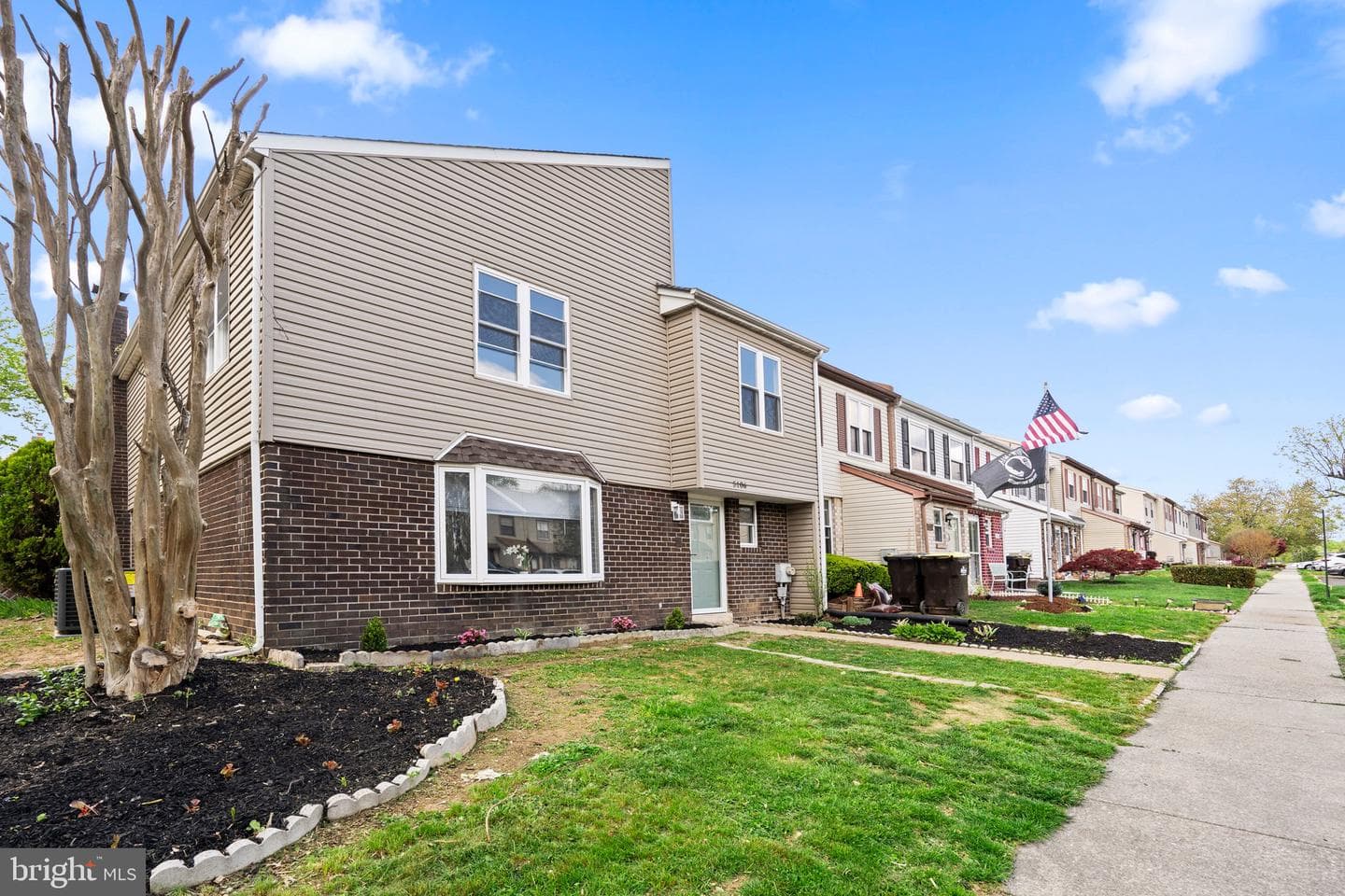 5106 N Hunters Court #N photo 2
