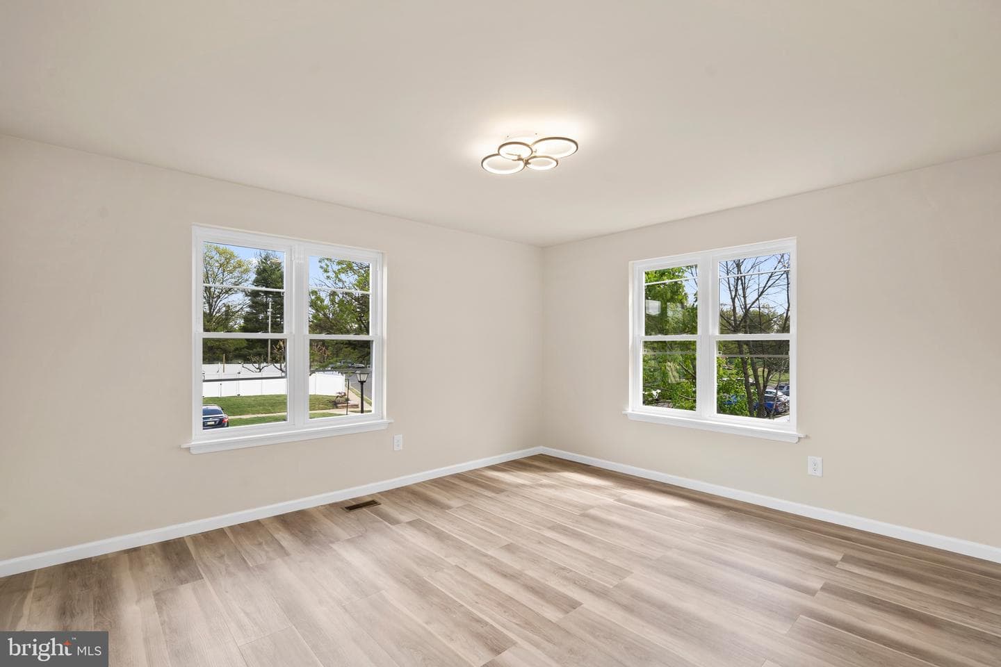 5106 N Hunters Court #N photo 21