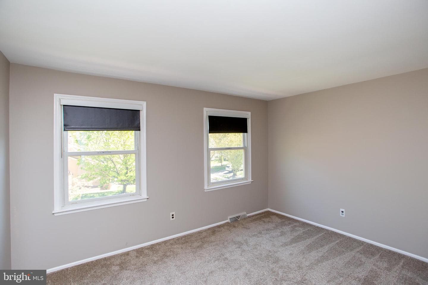 24 Sandy Ridge Drive photo 16