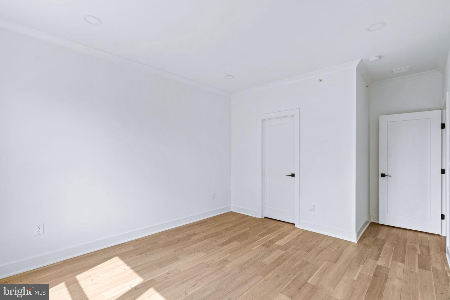 653 Provident Road photo 24