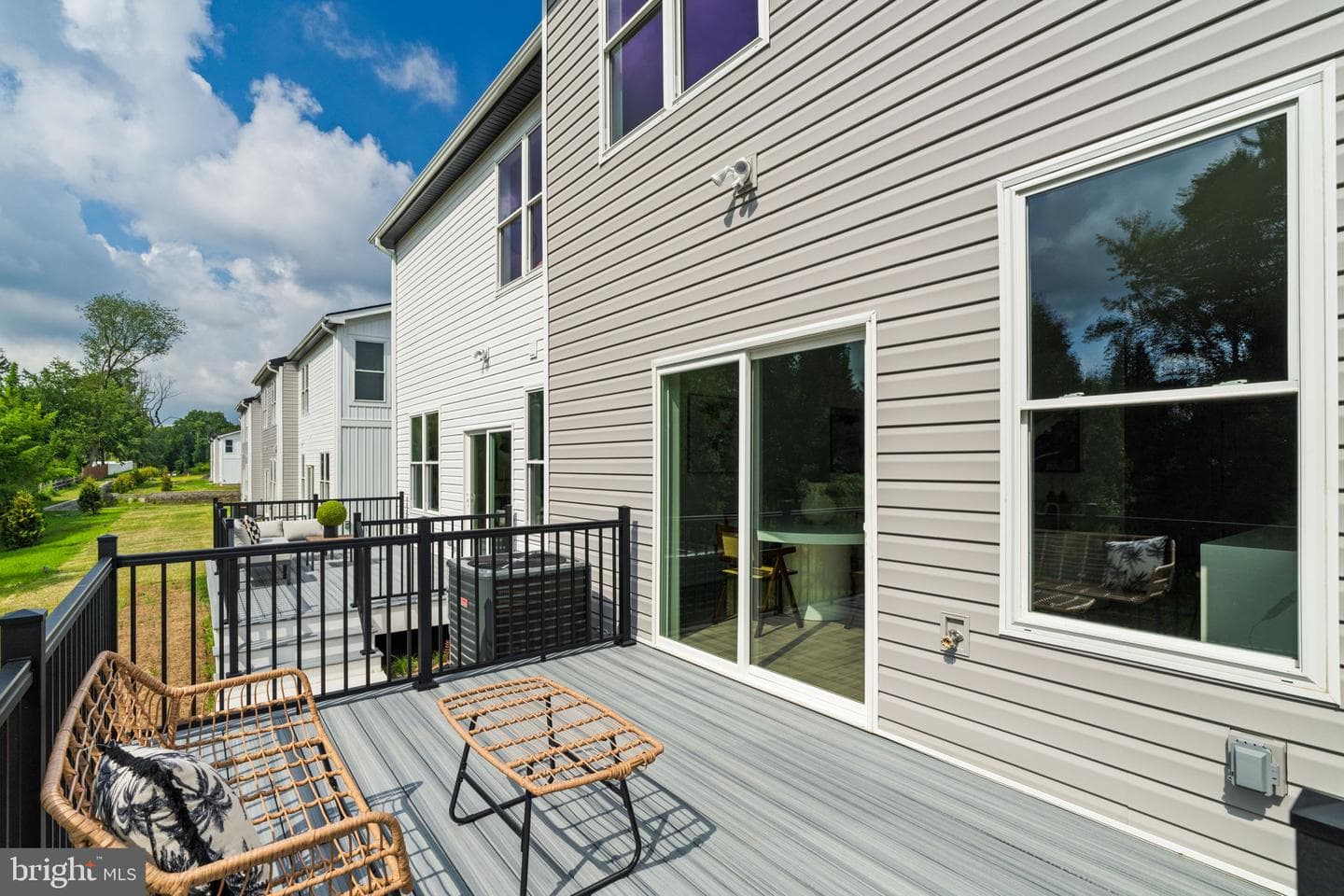 653 Provident Road photo 31