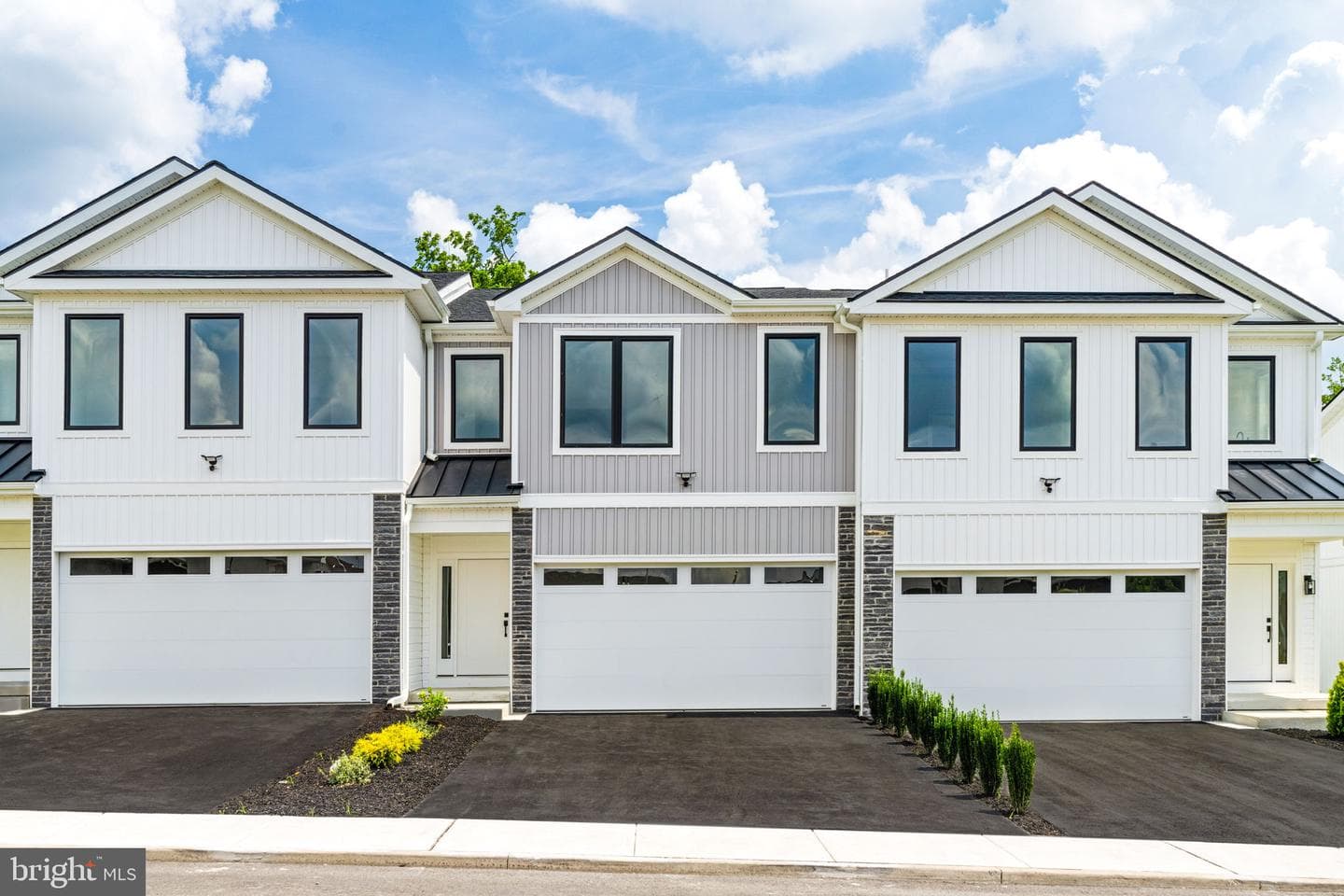 653 Provident Road photo 33