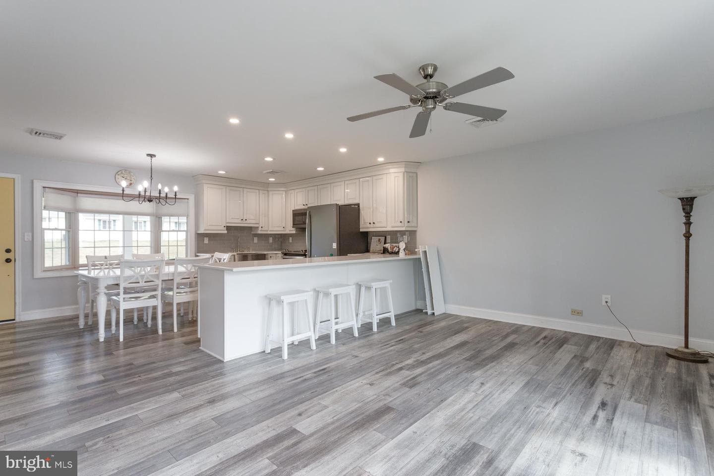 80 Thornridge Drive photo 8