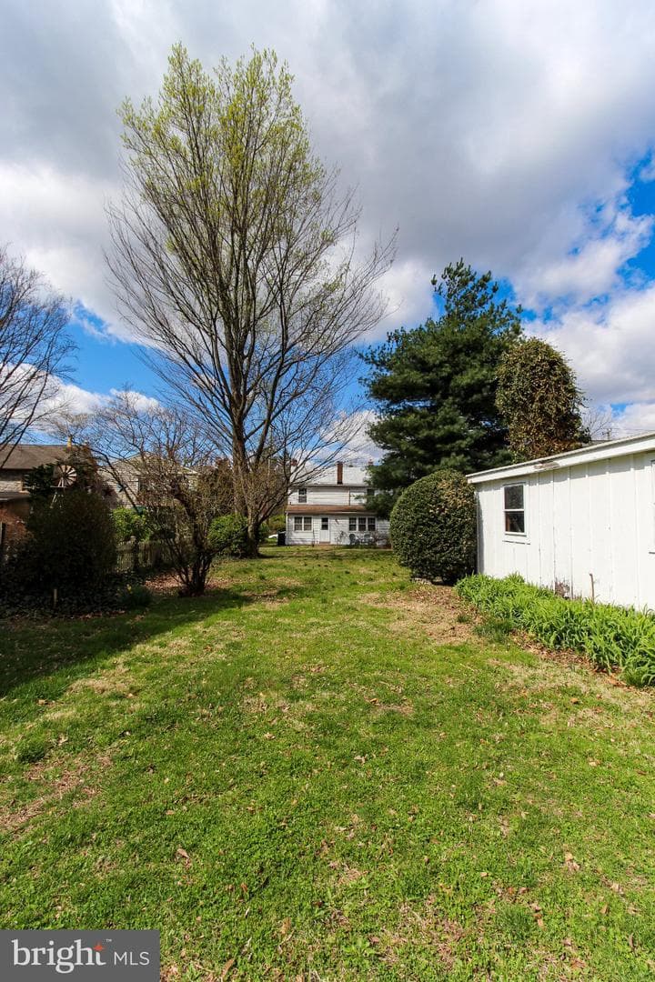 309 N Bellevue Avenue photo 53