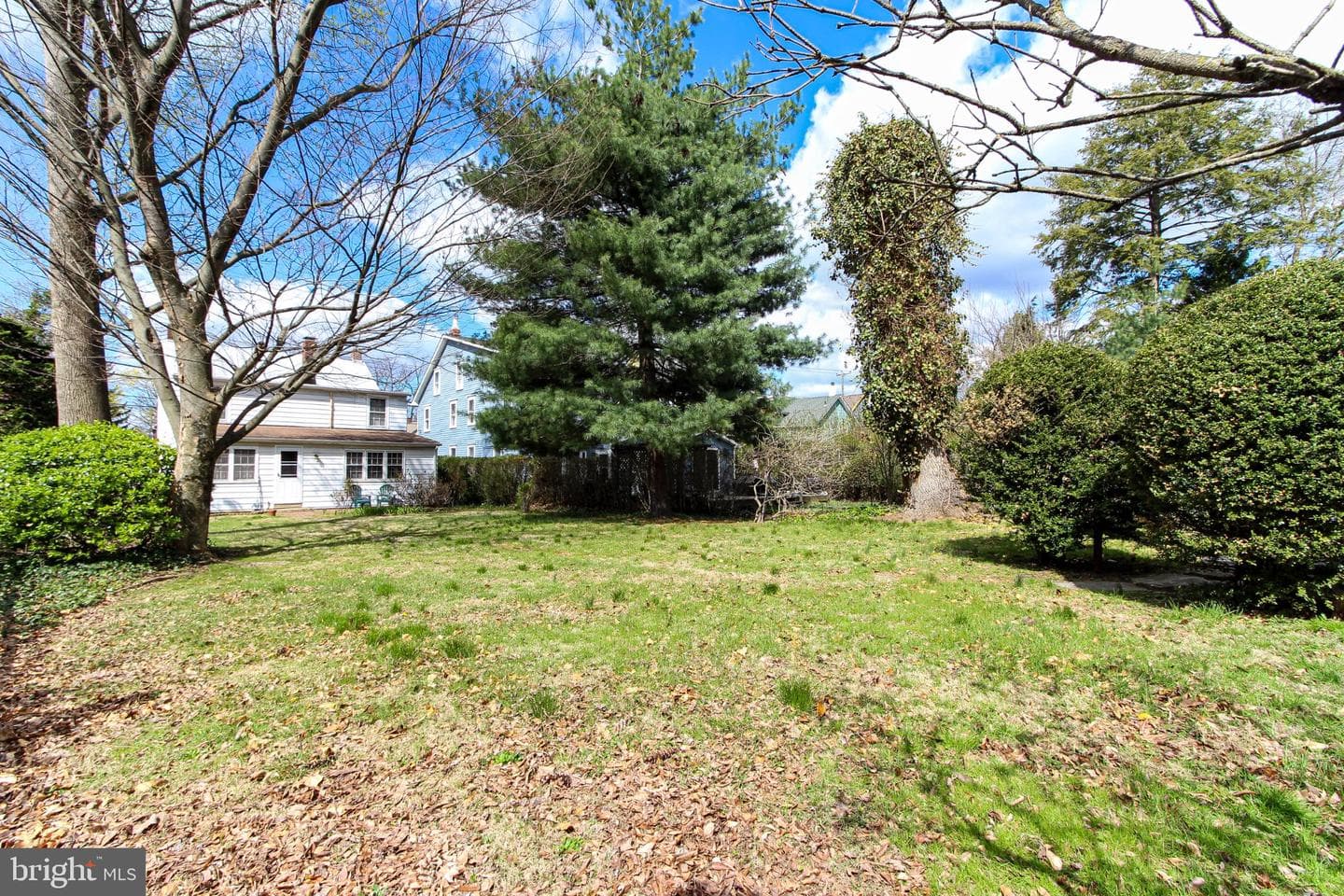 309 N Bellevue Avenue photo 54