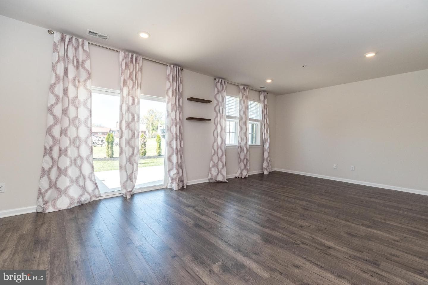 88 Fonthill Court photo 6