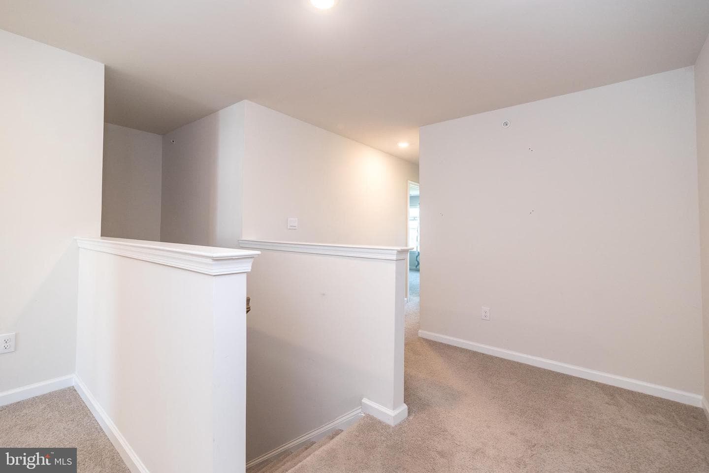 88 Fonthill Court photo 8