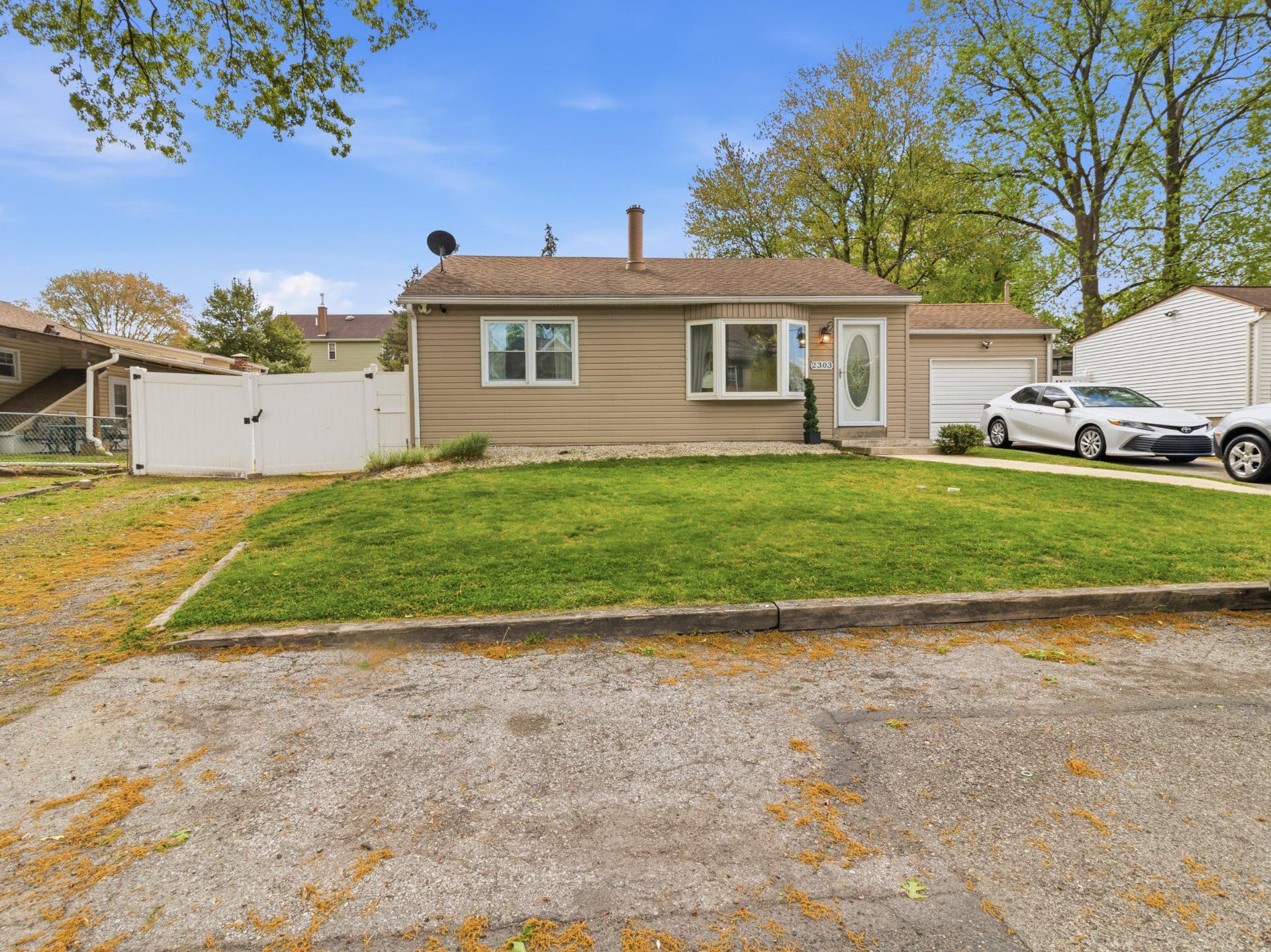 2303 Ogden Avenue photo 6