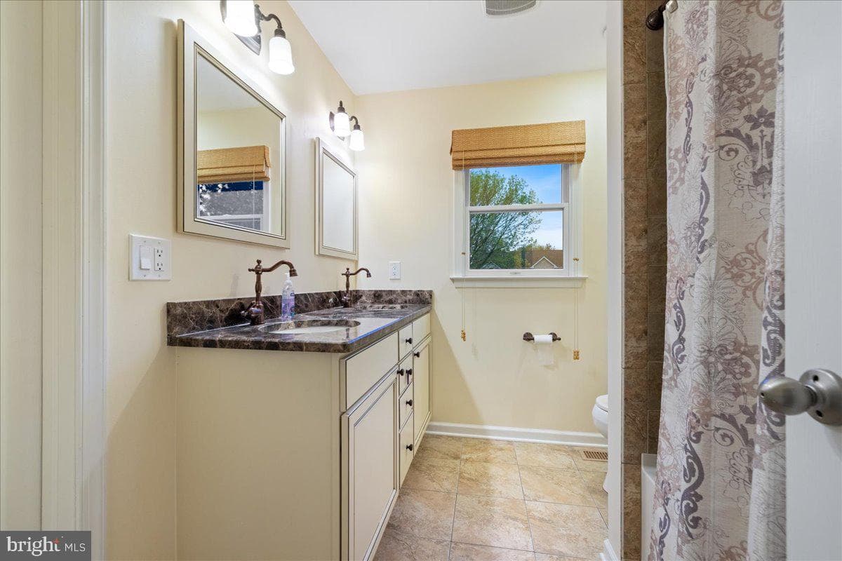 4880 Hunt Field Drive photo 43