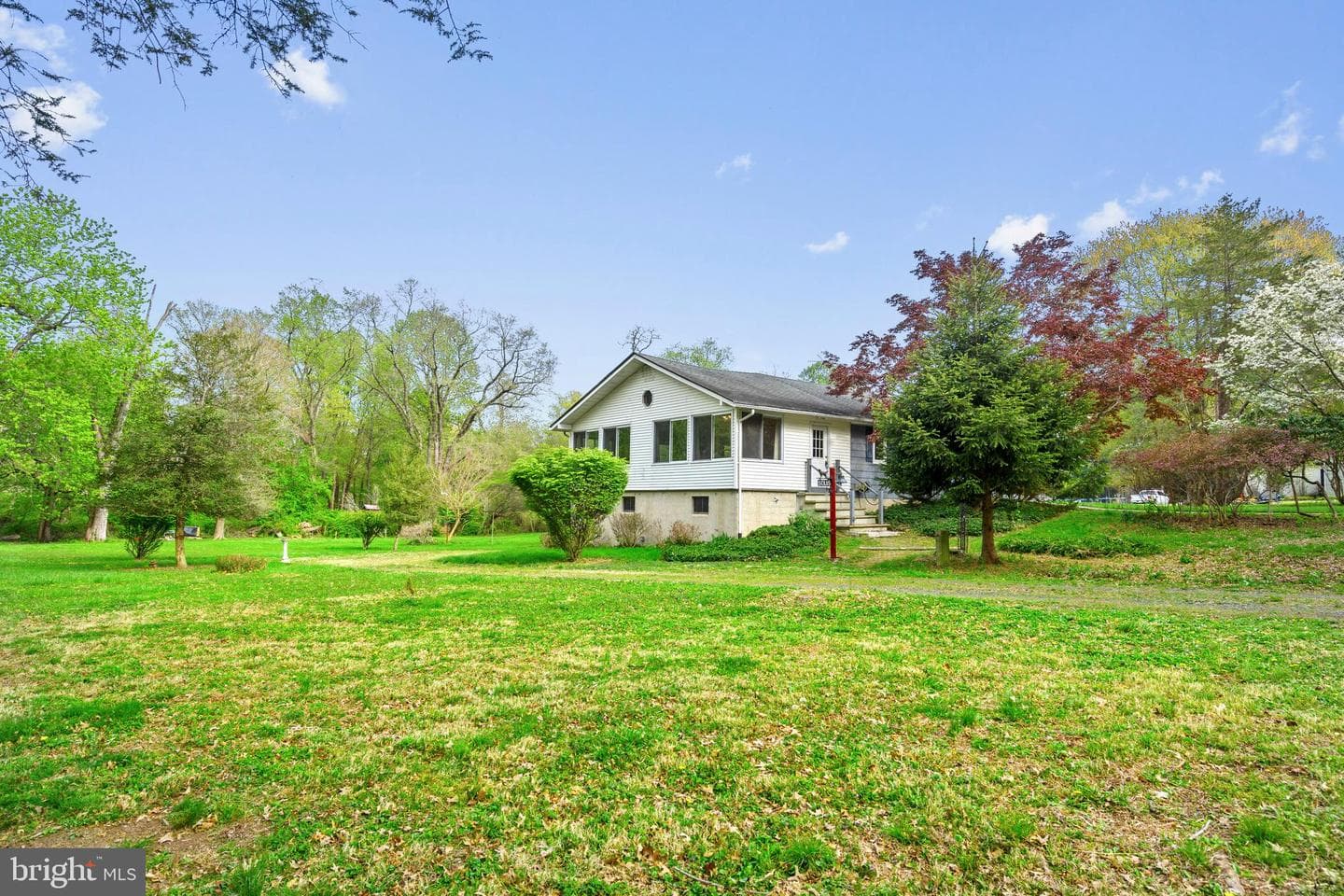 105 Spring Avenue photo 4
