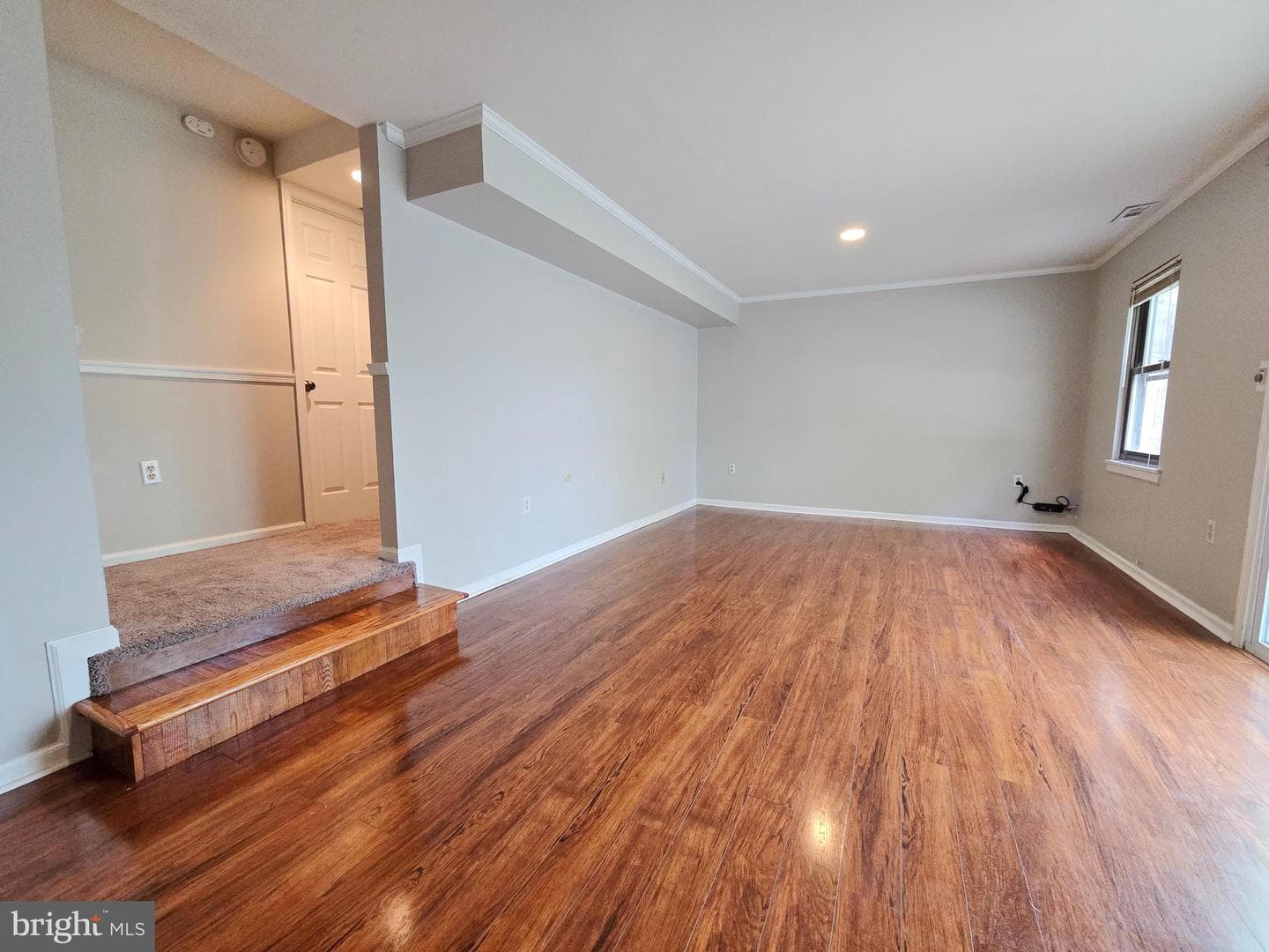 5 E Ridge Mews photo 22