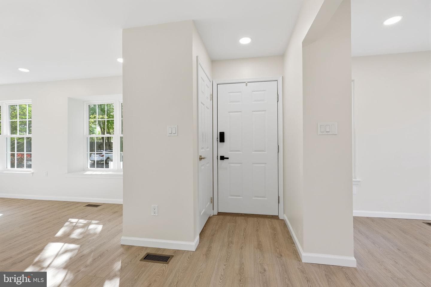7703 Spruce Mill Drive photo 5