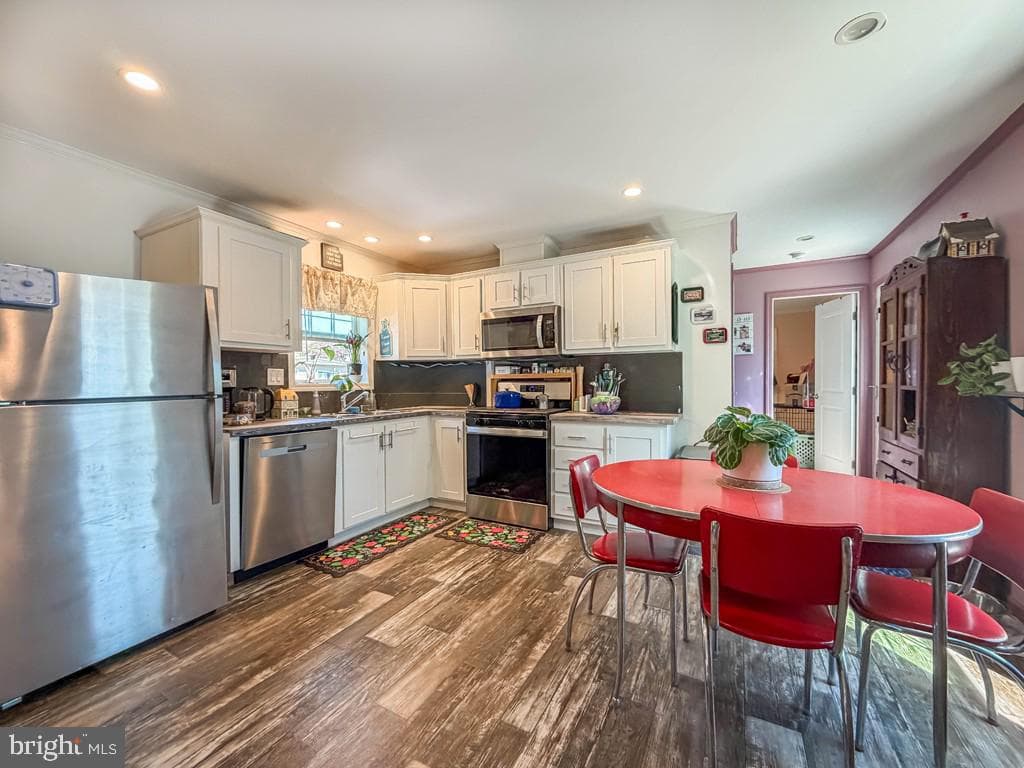 1119 Anders Drive photo 8
