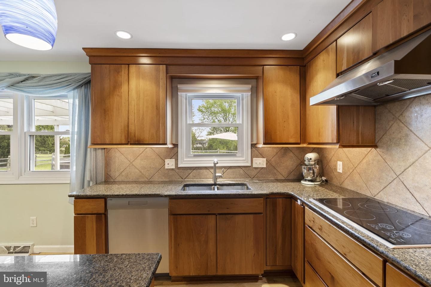 2034 Buckingham Drive photo 10