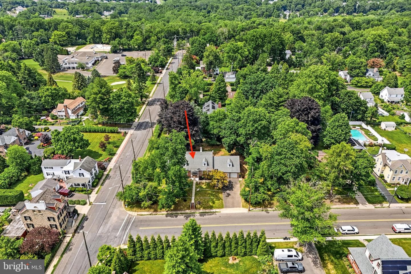 103 E Winchester Avenue photo 65