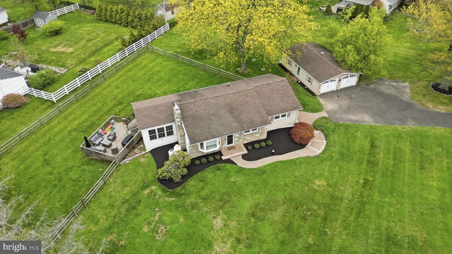 83 Wrenwood Way photo 4