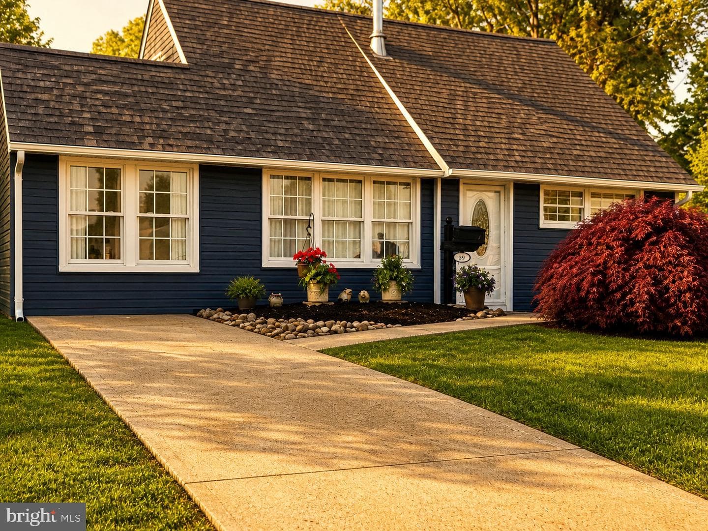 39 Vermillion Lane photo 3