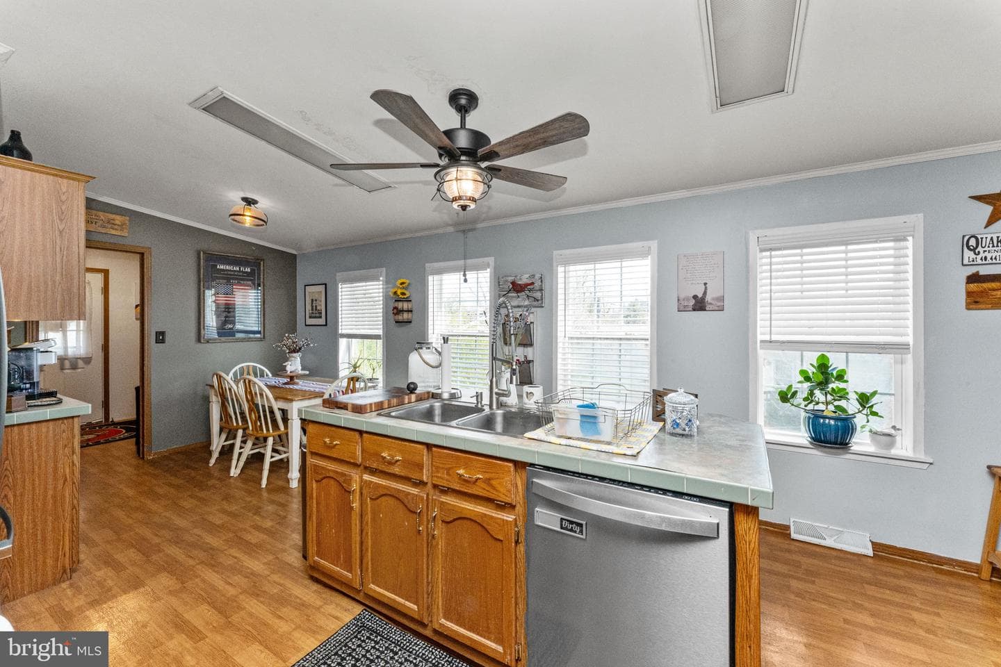 2 Skyview Drive photo 8
