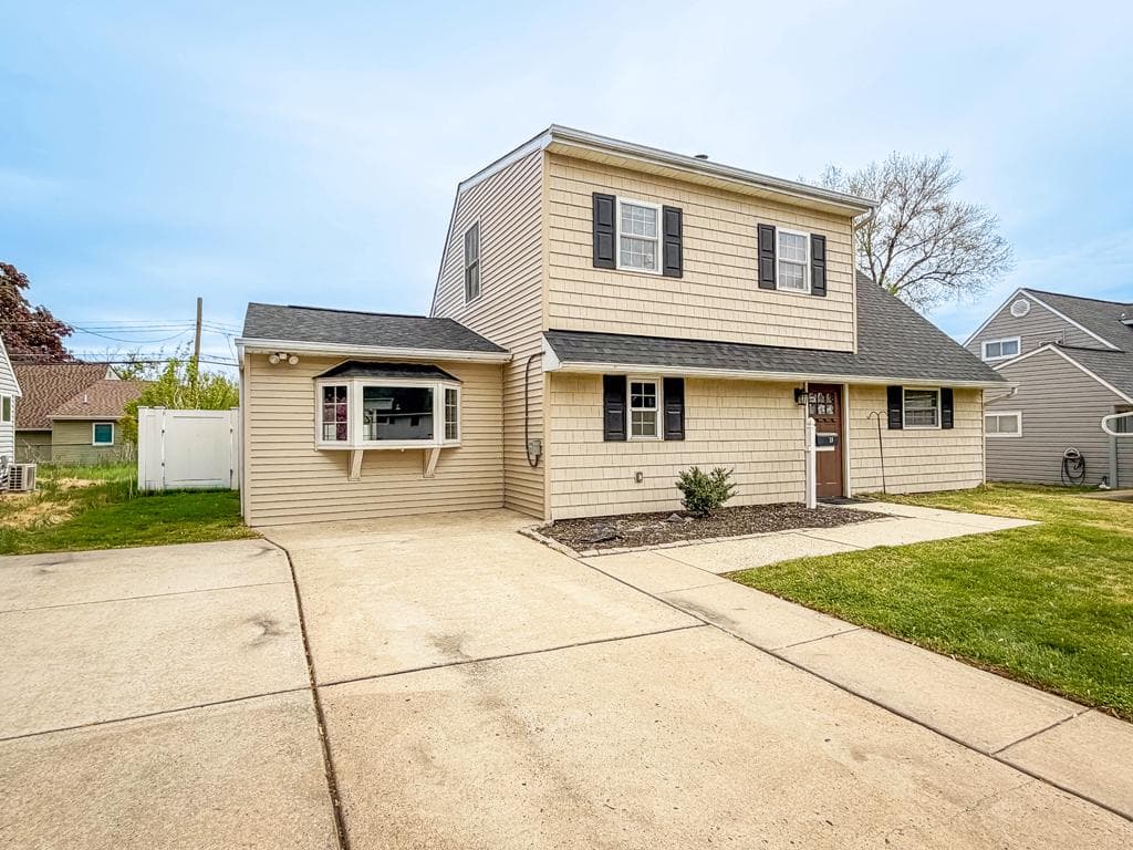 70 Huckleberry Lane photo 2