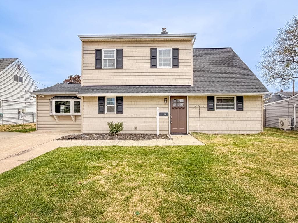 70 Huckleberry Lane photo 3