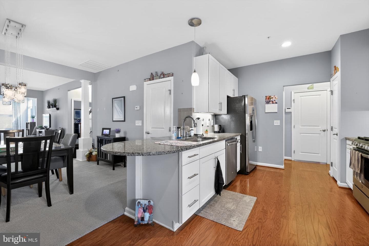 1001 Arbour Lane photo 4