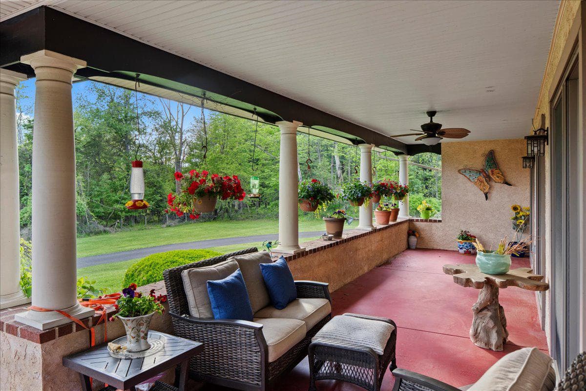 1121 Swamp Road photo 10