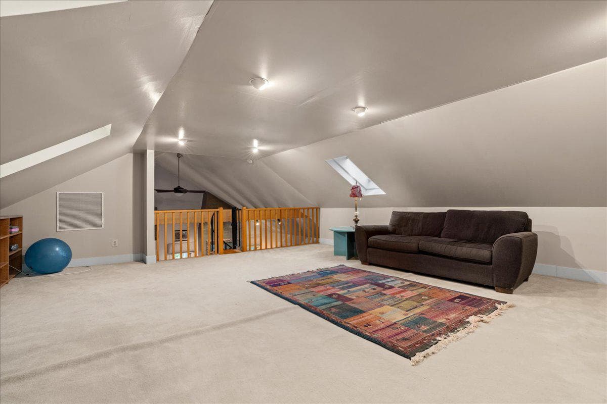 1121 Swamp Road photo 29