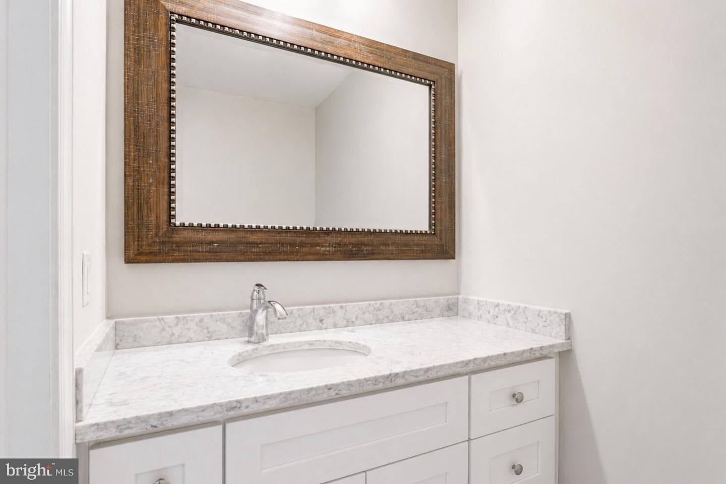 32 Rustleaf Lane photo 16