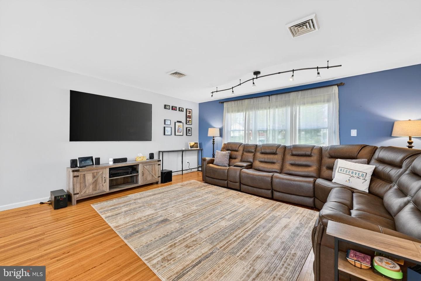 883 Mustang Road photo 9