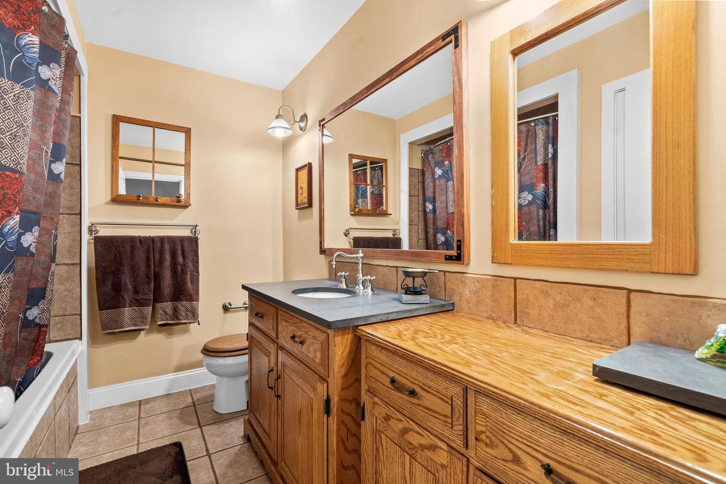 69 Christopher Drive photo 11