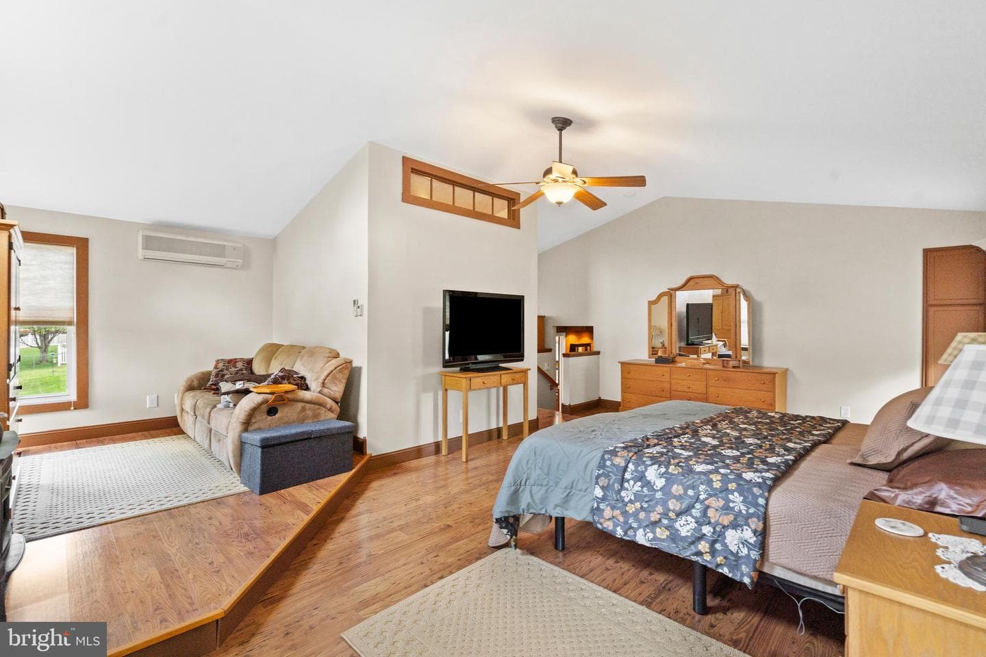 69 Christopher Drive photo 18