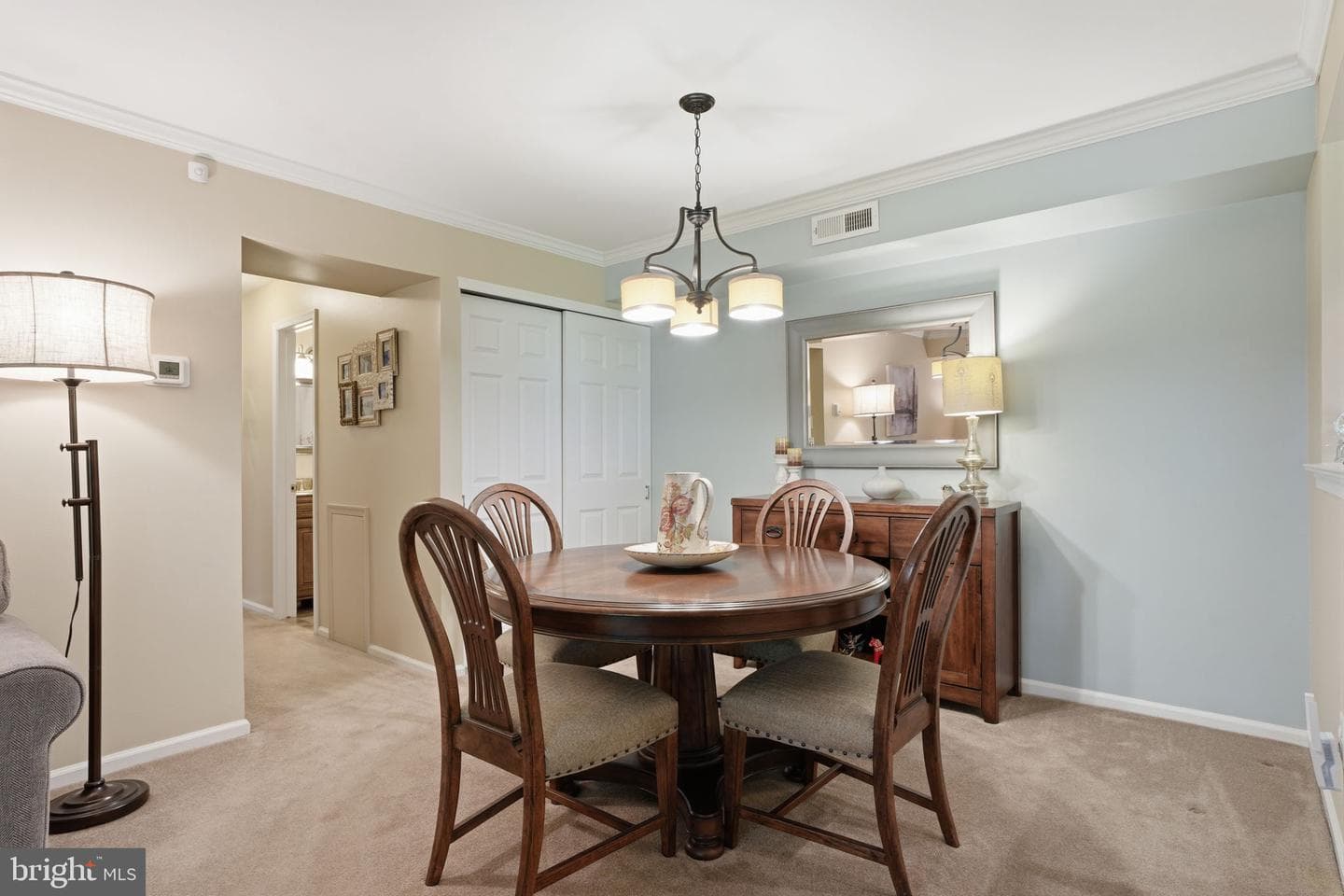 1014 Barry Court photo 11