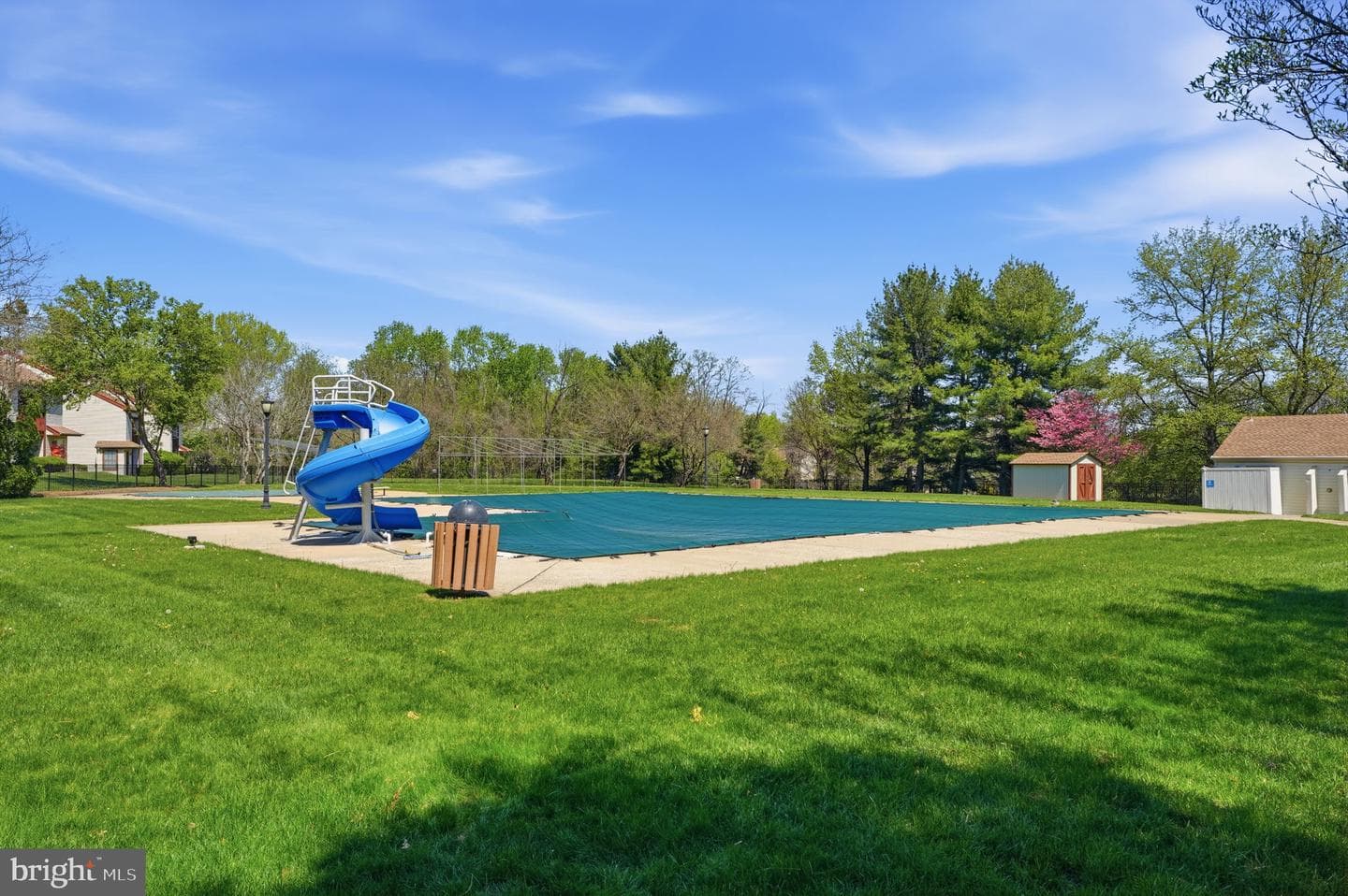 1014 Barry Court photo 34