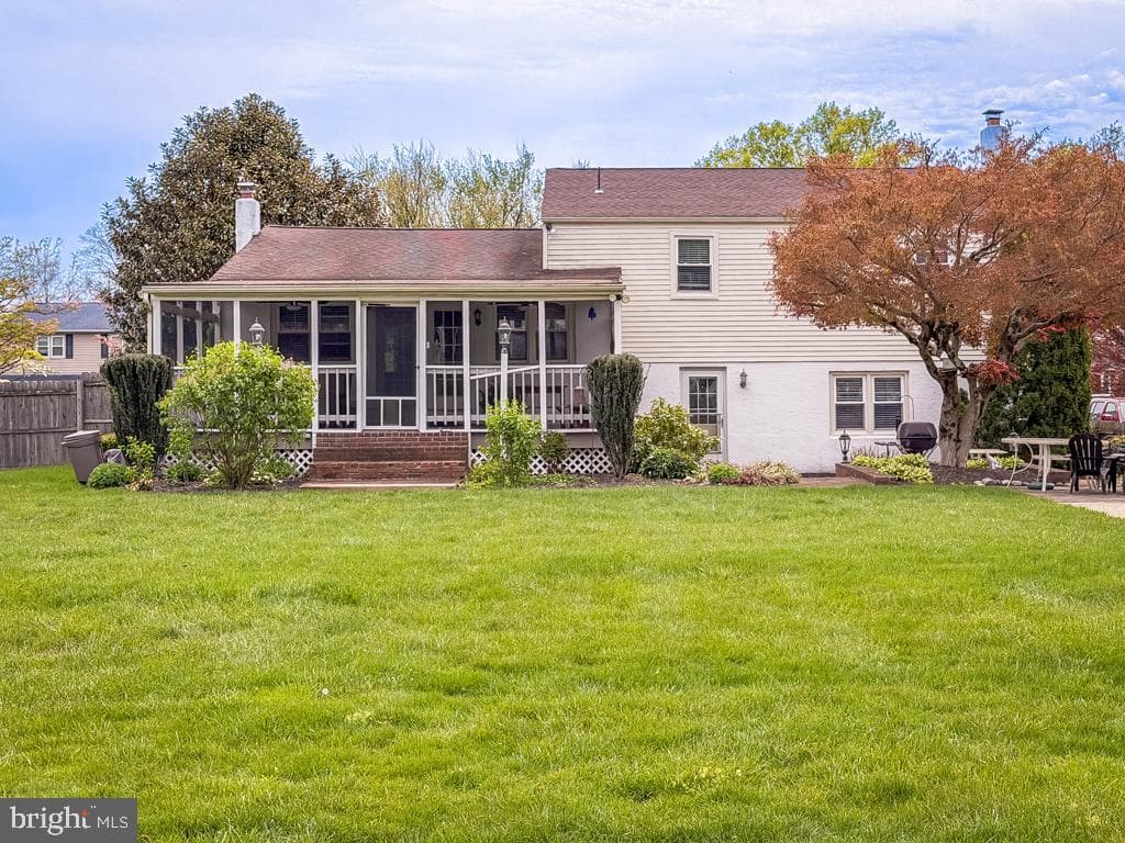 21 E Rotterdam Road photo 47