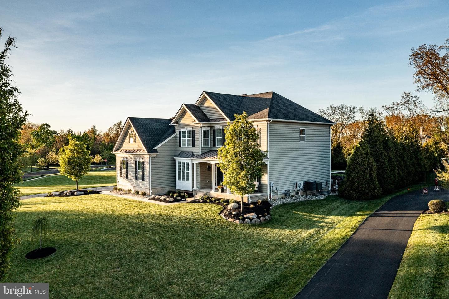 115 Chestnut Lane photo 80