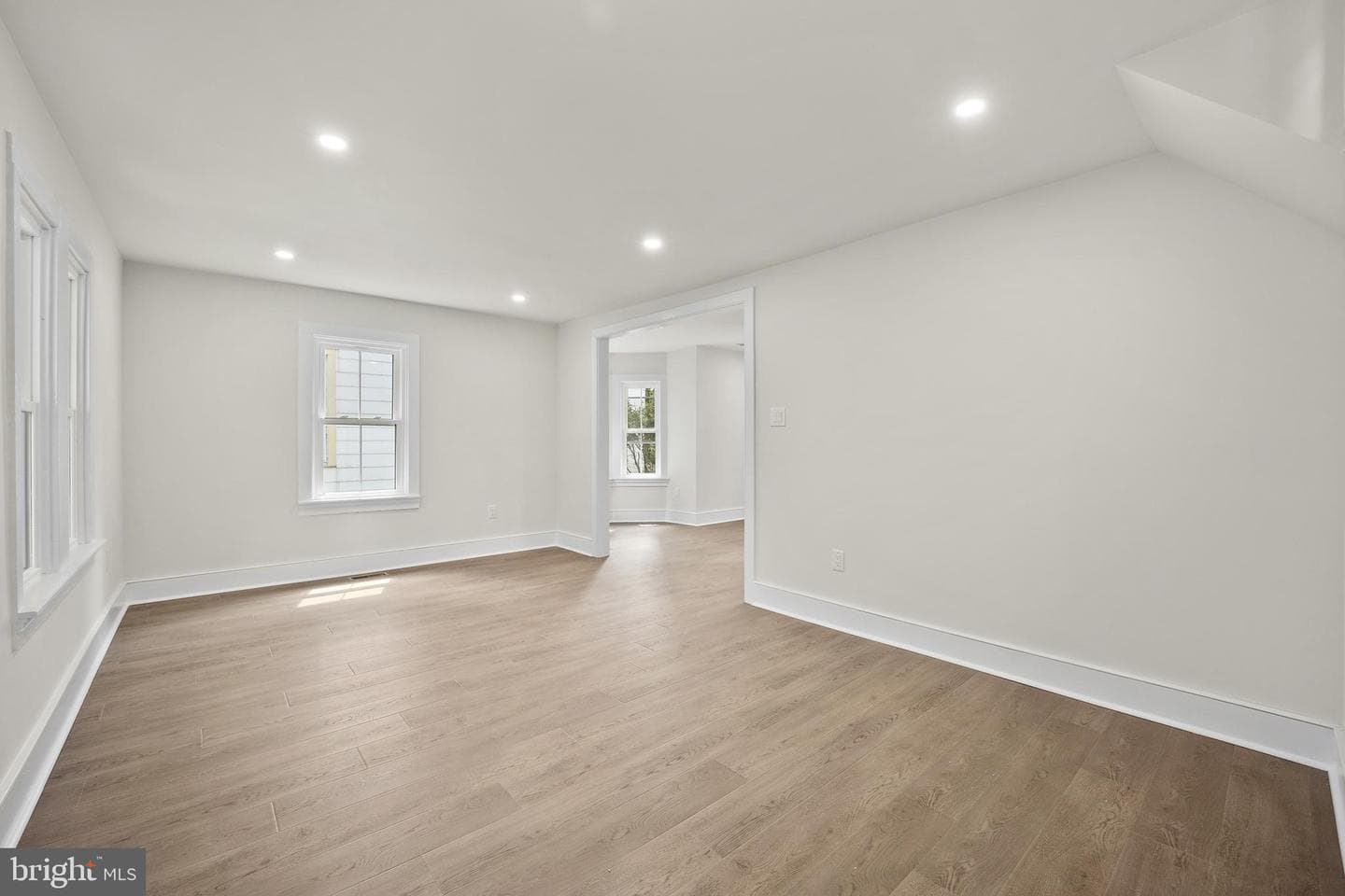 2090 Durham Road photo 12