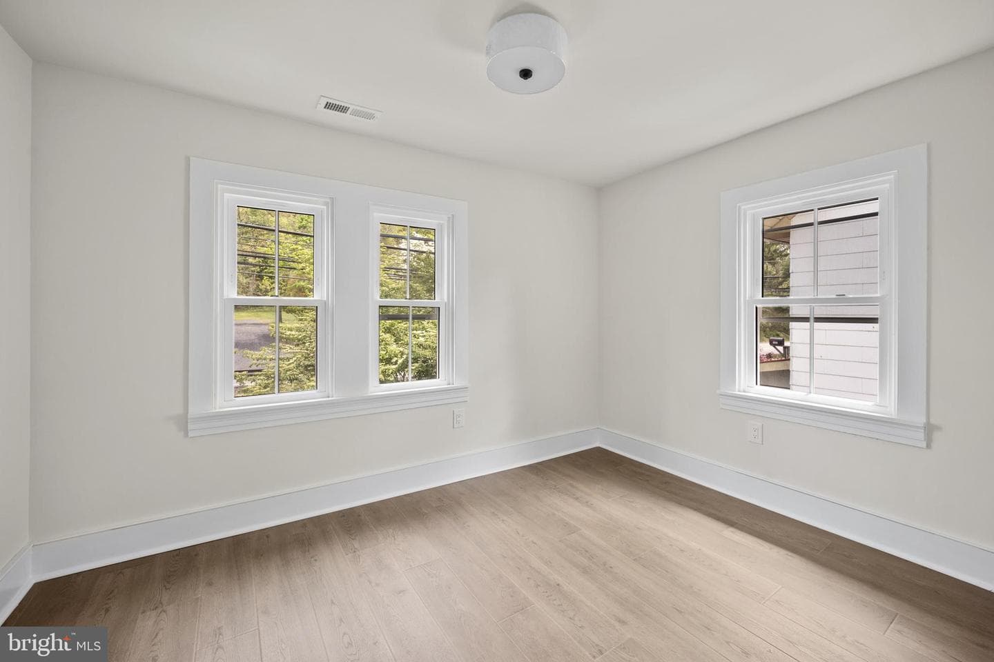 2090 Durham Road photo 22
