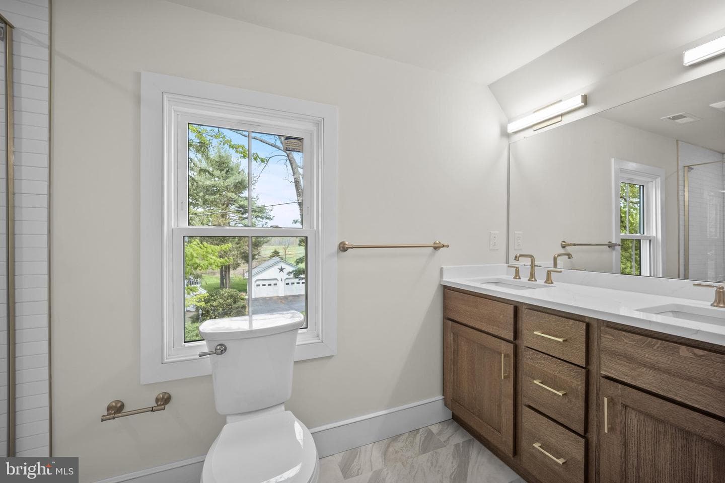2090 Durham Road photo 27