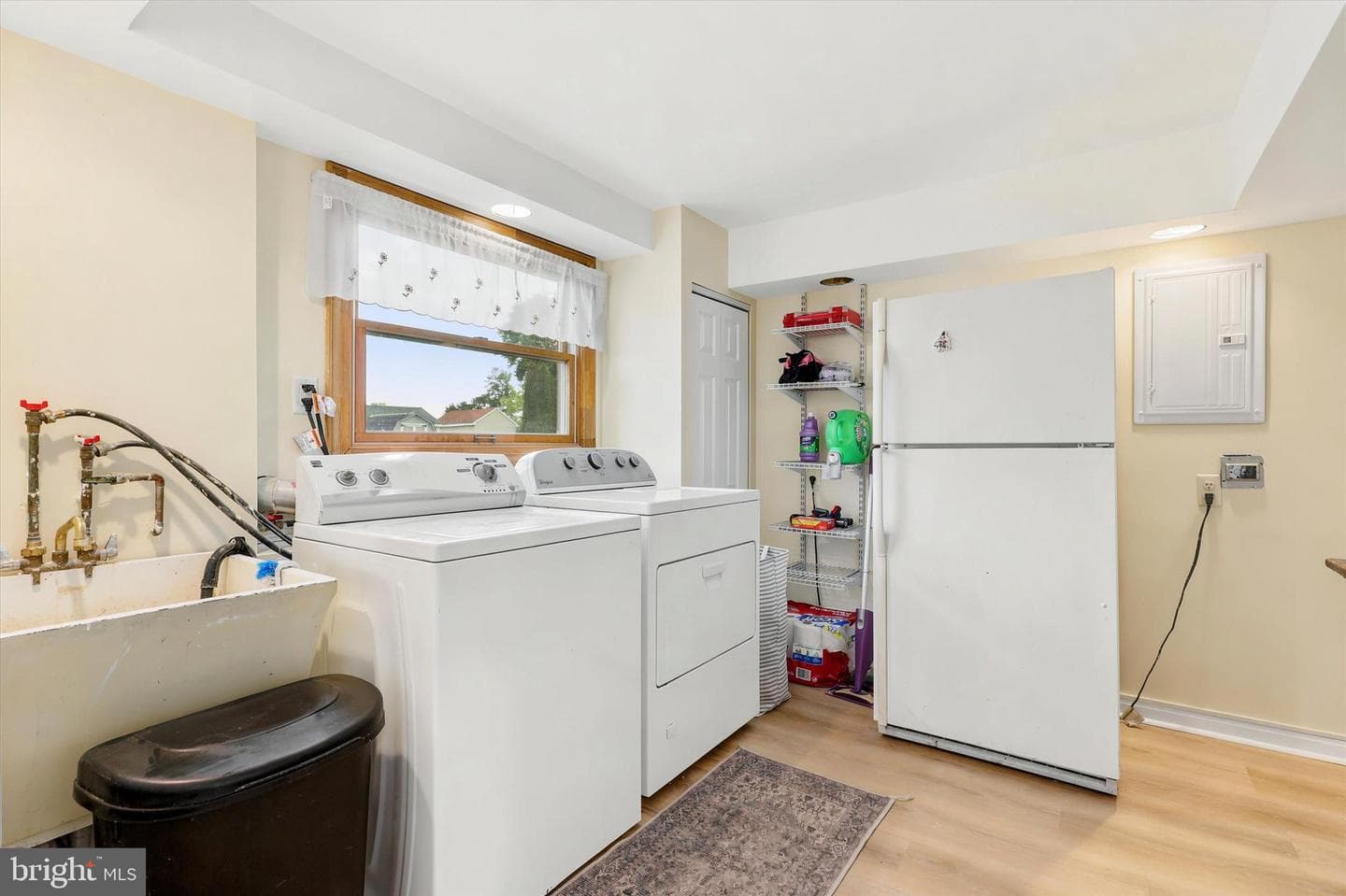 1204 Lynda Lane photo 19