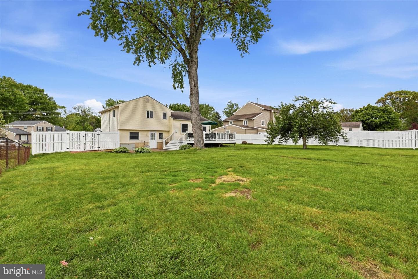 1204 Lynda Lane photo 22