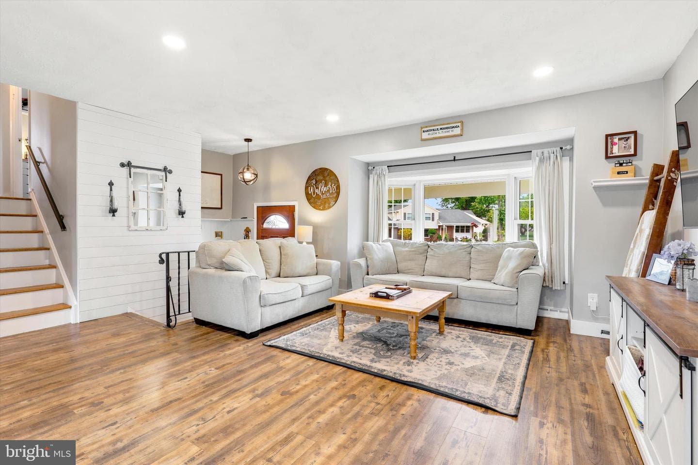1204 Lynda Lane photo 8
