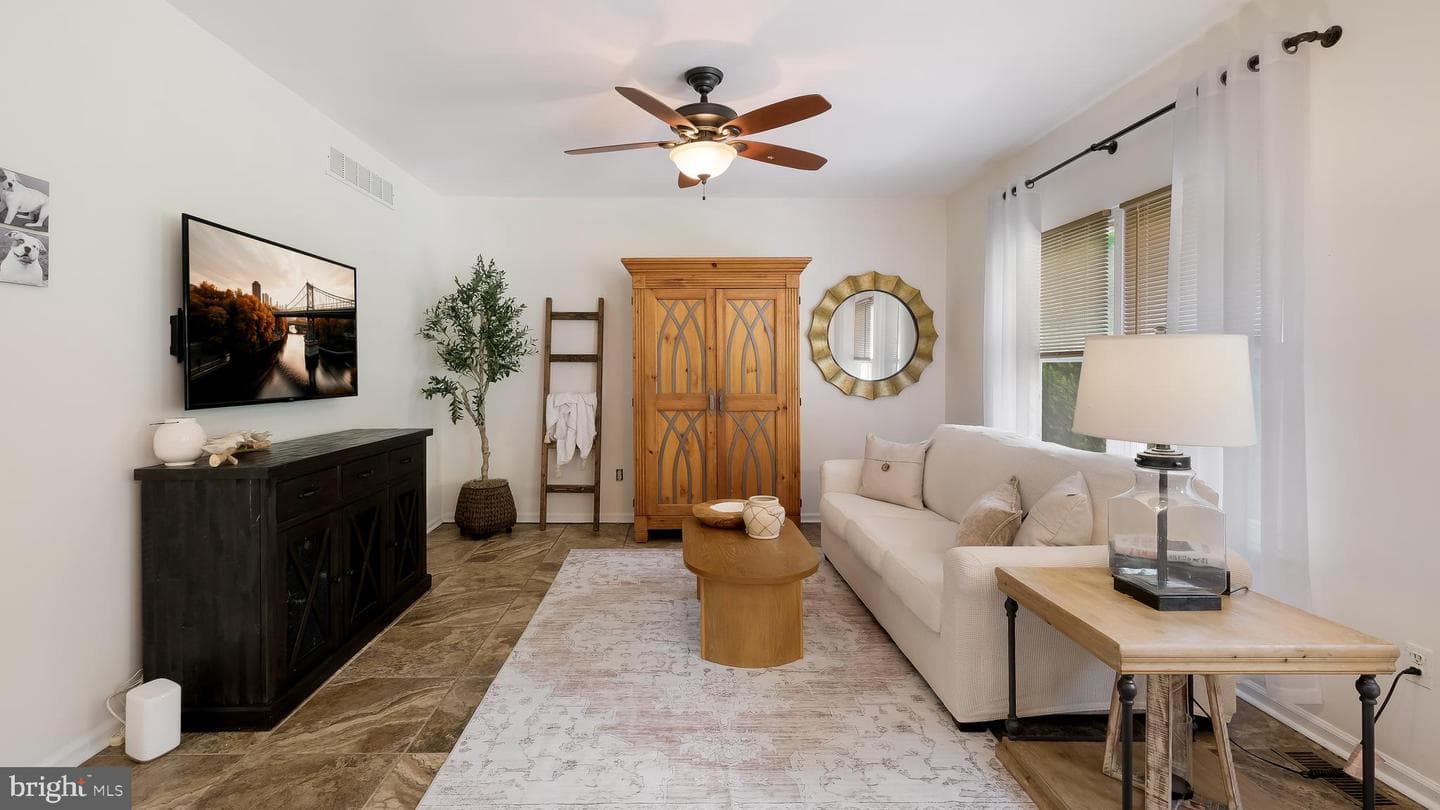 1588 Marie Circle photo 18