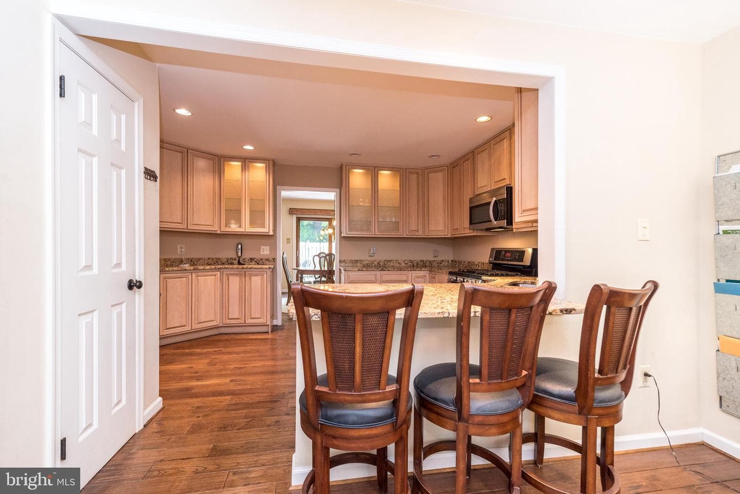 1607 Lakeview Circle photo 18