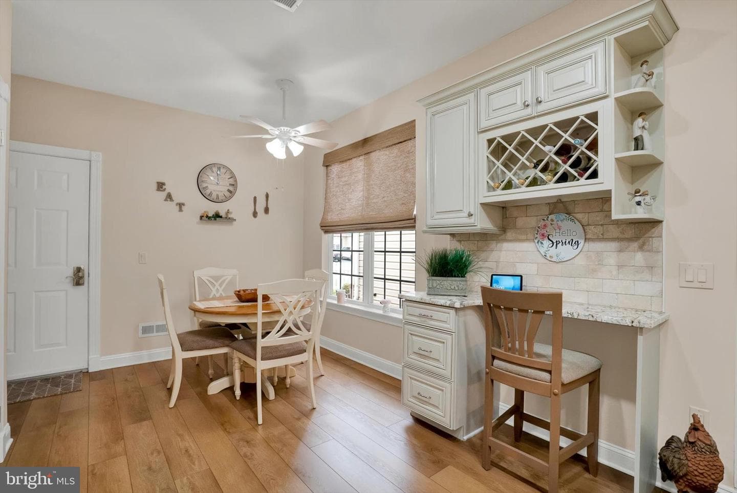 202 Dorchester Drive photo 8