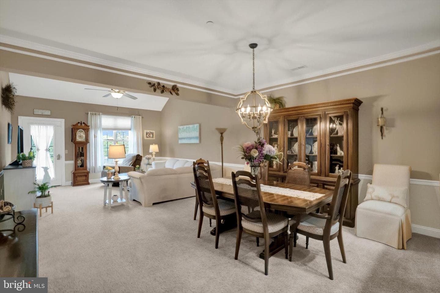202 Dorchester Drive photo 9