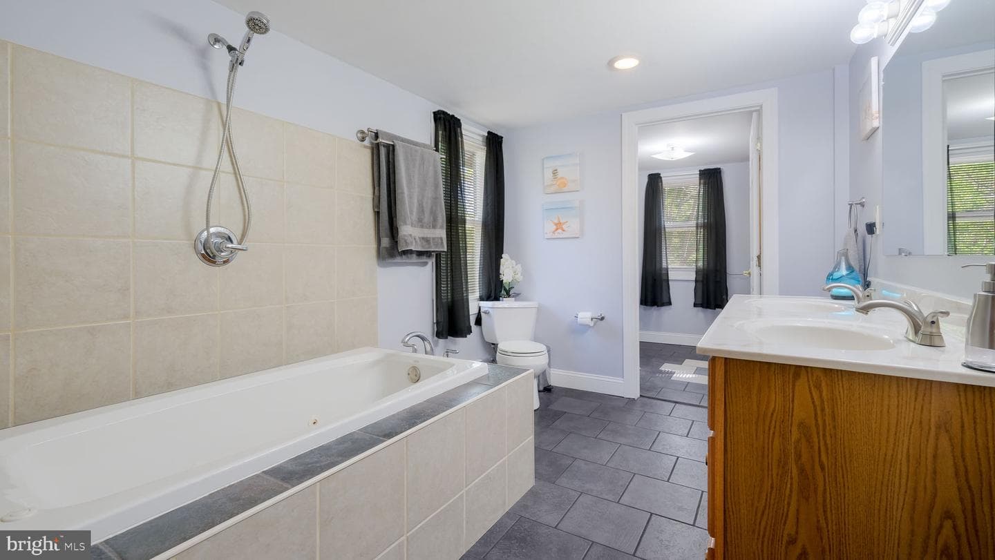 500 Prospect Road photo 18