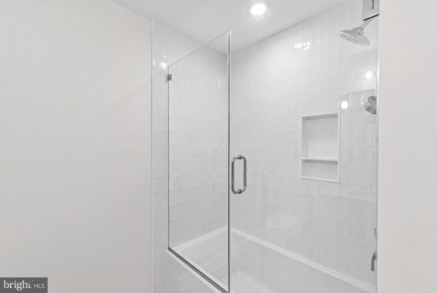 102 Pickwick Drive photo 53