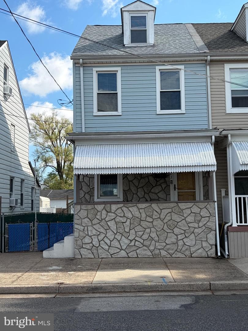 323 Walnut Street